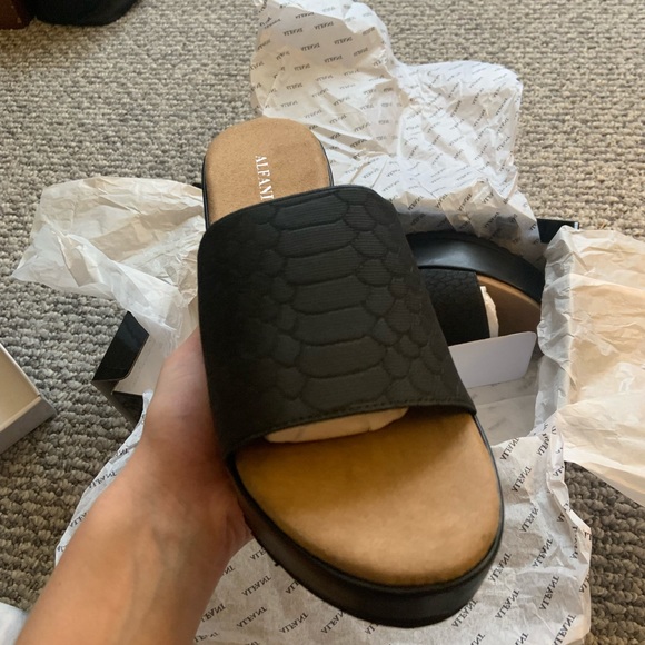 Alfani Shoes - Picture 2 of 7